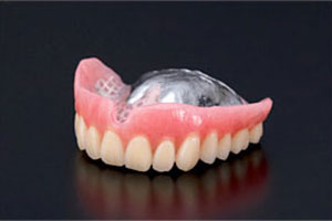 中目黒ゲートタウン歯科室の入れ歯治療