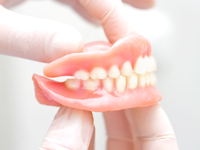 中目黒ゲートタウン歯科室の入れ歯